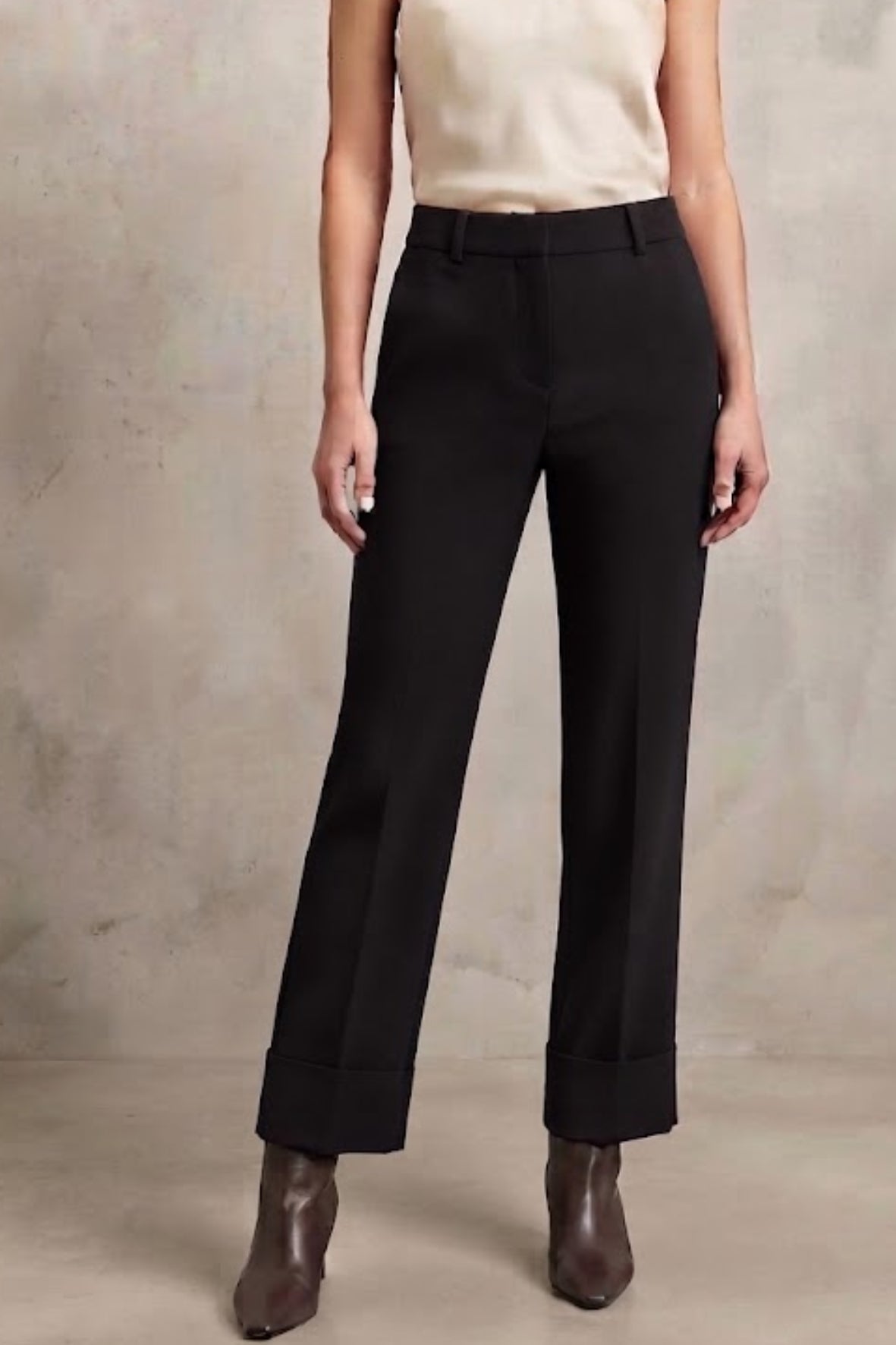 Pantalone Elegante con Risvolto e Tasche a Filo LIB25524 NERO MARICLA 