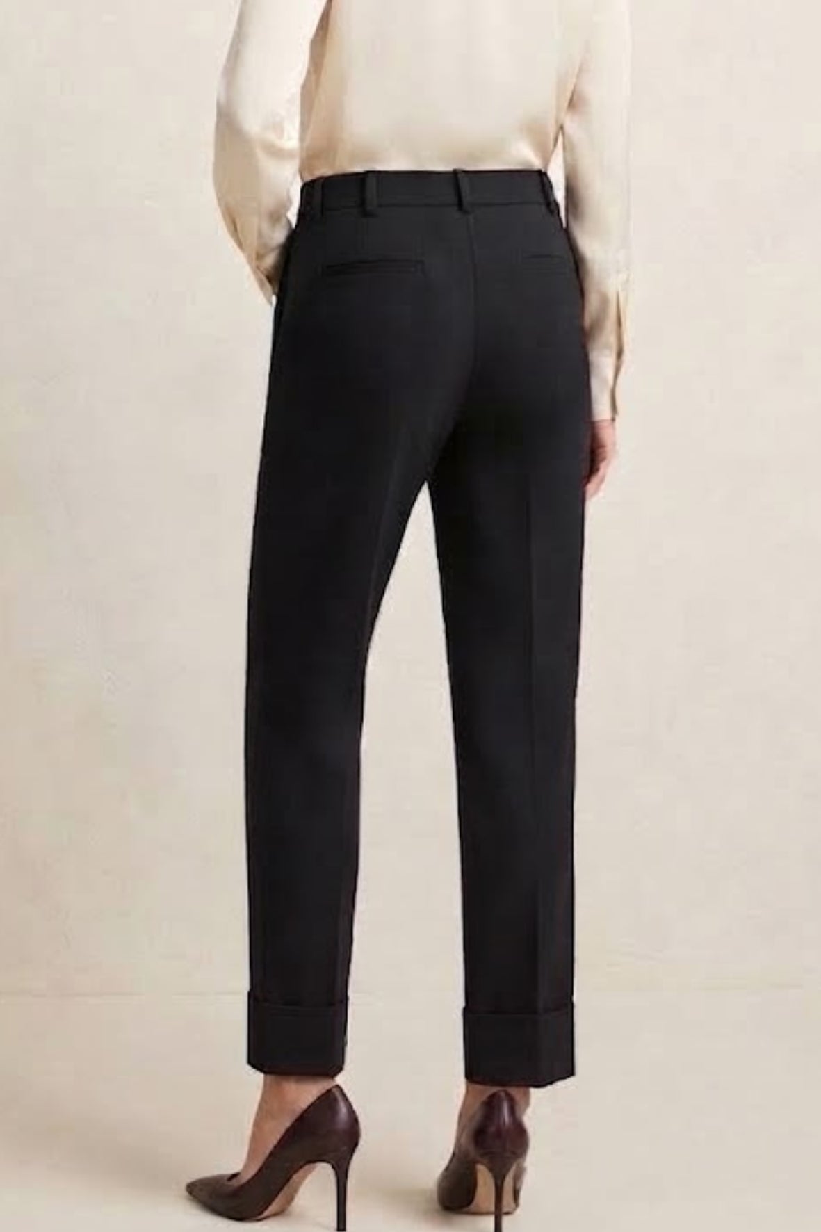 Pantalone Elegante con Risvolto e Tasche a Filo LIB25524 NERO MARICLA 