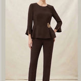 Completo Elegante con Blusa Peplum e Dettaglio Gioiello LIB26596 MORO MARICLA 