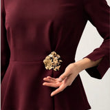 Completo Elegante con Blusa Peplum e Dettaglio Gioiello LIB26596 VINO MARICLA 