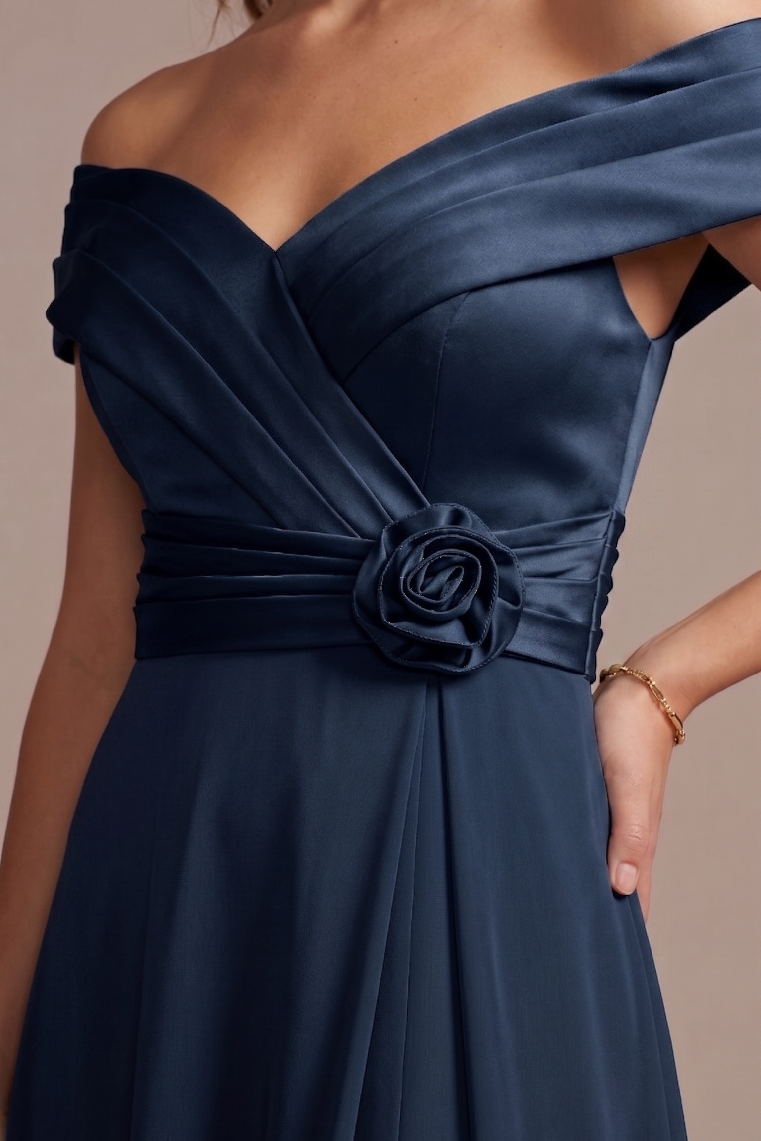 abito scollo omerale con fiore ALC08 BLU MARICLA ELEGANCE 