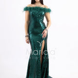 abito lungo in paillettes e scollatura in piume FP883015 VERDE MARICLA ELEGANCE 