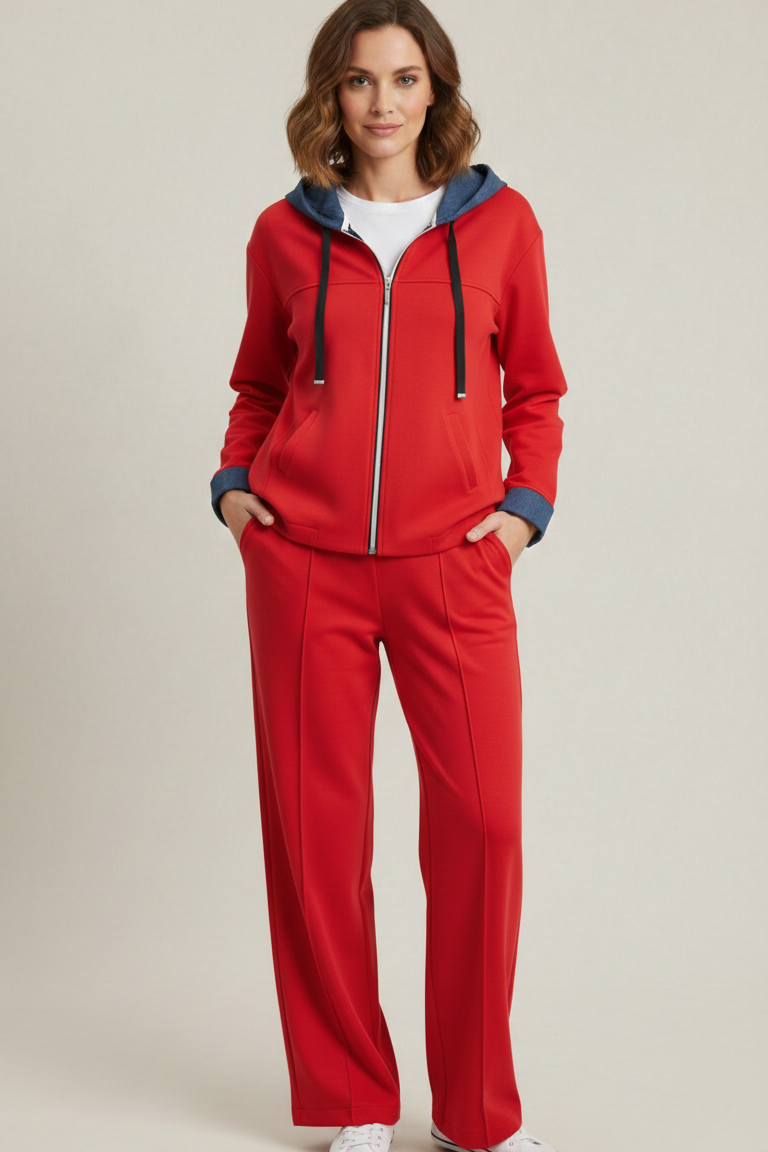 Completo Jogging Chic in Interlock  Eleganza Sportiva e Comfort Premium ANEMONE ROSSO MARICLA 