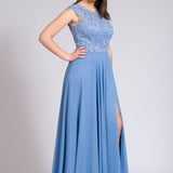 Abito lungo con corpetto ricamato in macramè. ANT1752AT INDACO ANTILLE ELEGANCE 