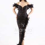 abito lungo scollo omerale spacco e piume SS23100 NERO MARICLA ELEGANCE 