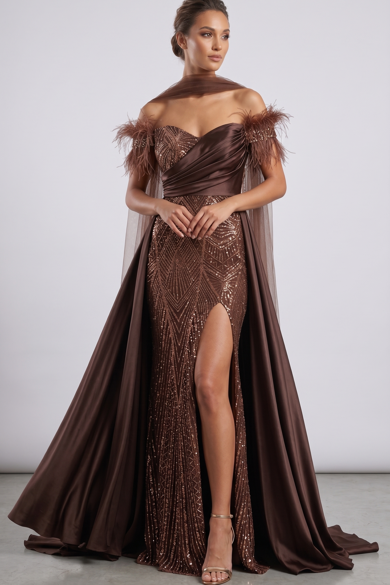 Abito lungo a sirena  con spacco e piume <BR/> KMK605 BRONZO MARICLA ELEGANCE 