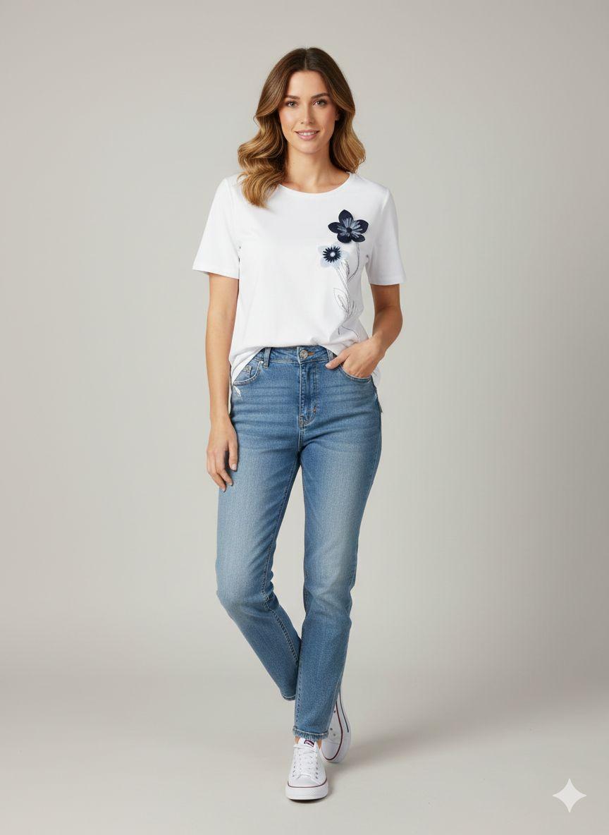 T-shirt in Cotone Premium con Ricamo Floreale ROMI2751 BIANCO MARICLA 